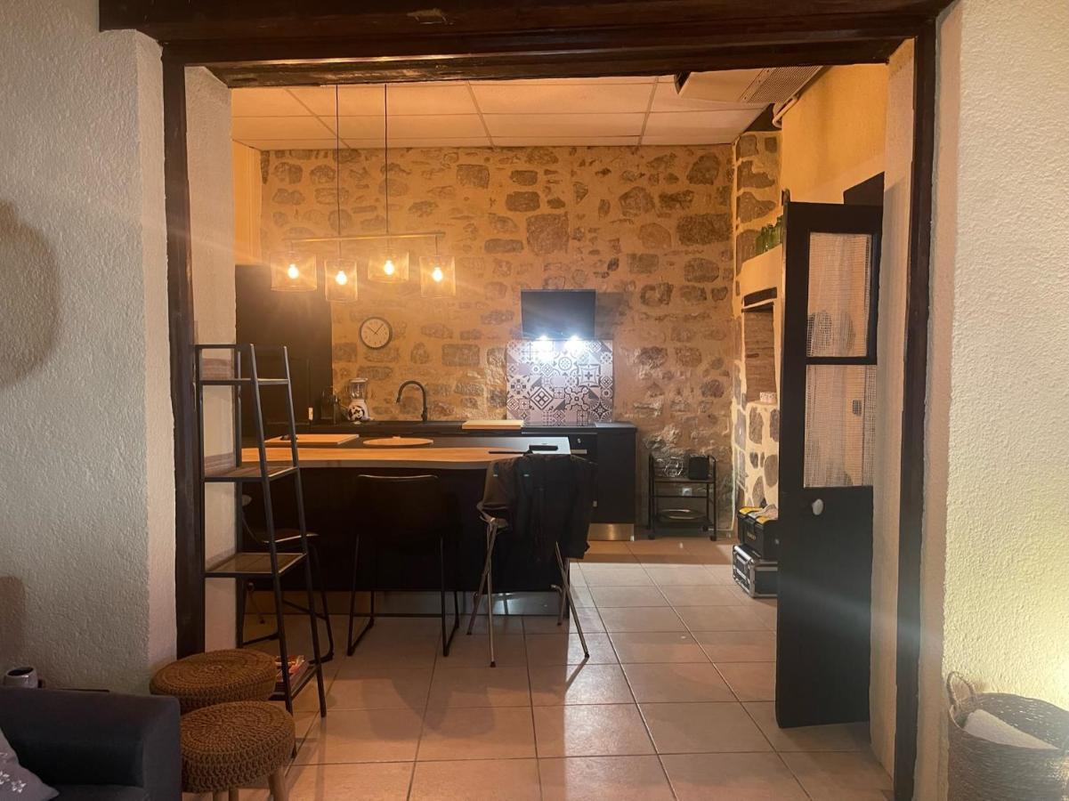Poppy Appartement De Charme A 2 Min Centre-Ville フィジャック エクステリア 写真