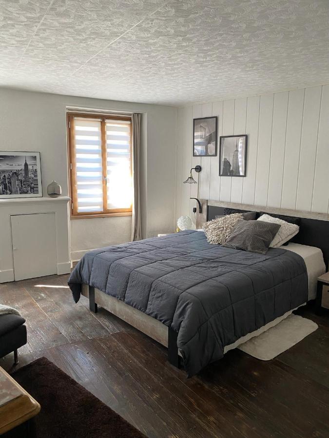 Poppy Appartement De Charme A 2 Min Centre-Ville フィジャック エクステリア 写真