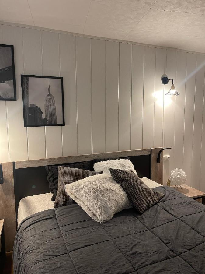 Poppy Appartement De Charme A 2 Min Centre-Ville フィジャック エクステリア 写真