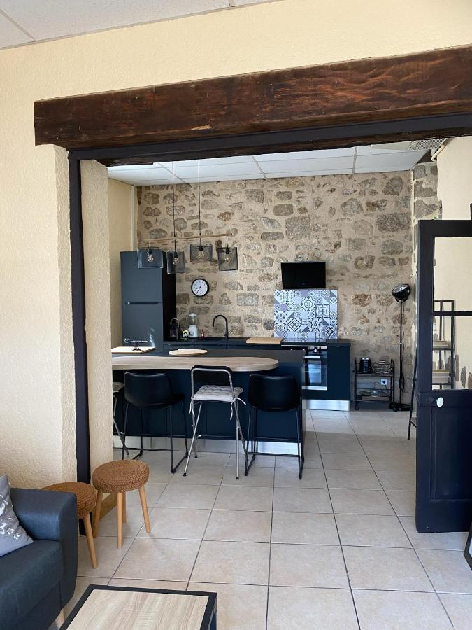 Poppy Appartement De Charme A 2 Min Centre-Ville フィジャック エクステリア 写真